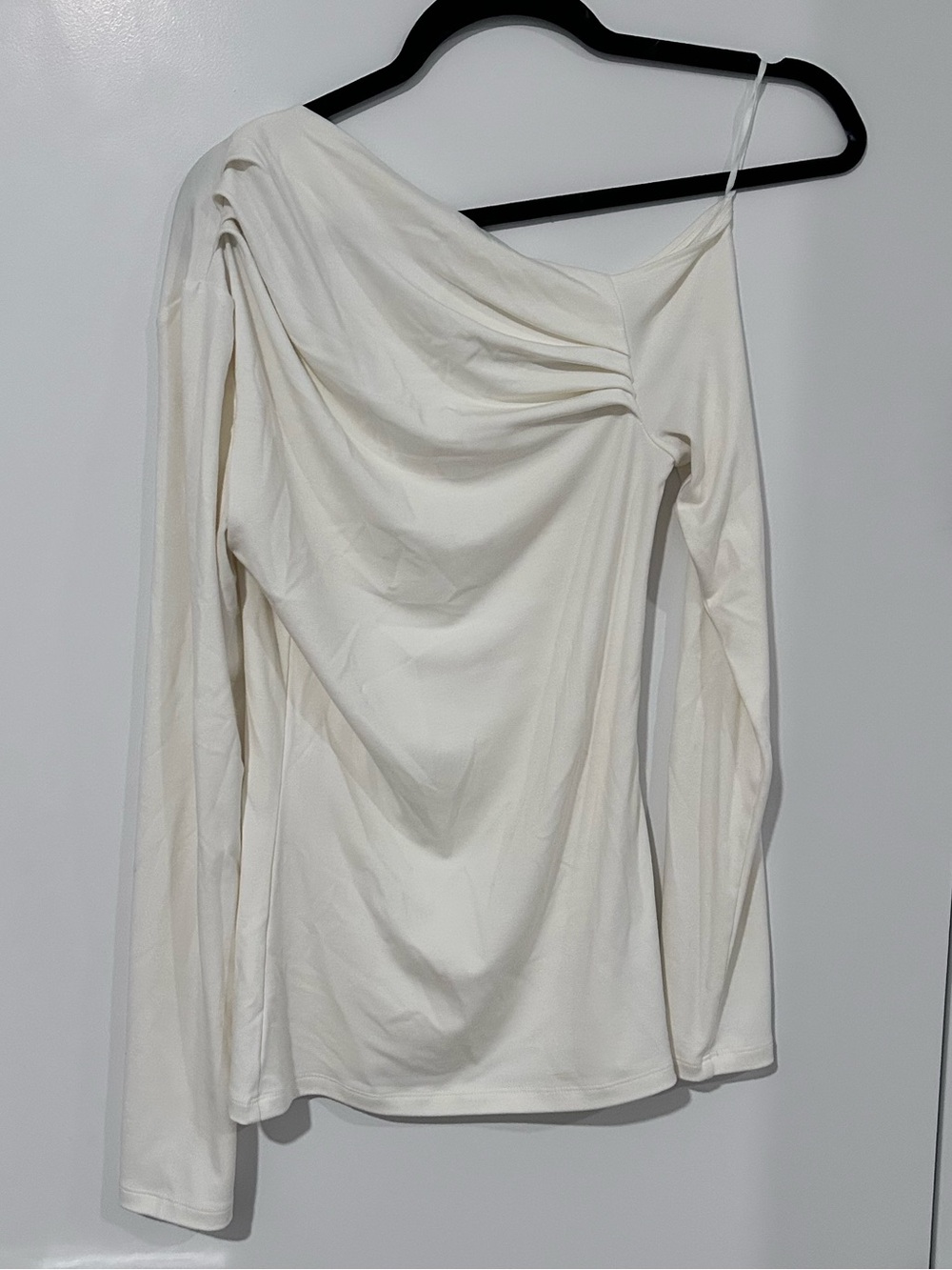 Aritzia Babaton City Wide Top — Light Birch (Cream) | Size M - Picture 2 of 4